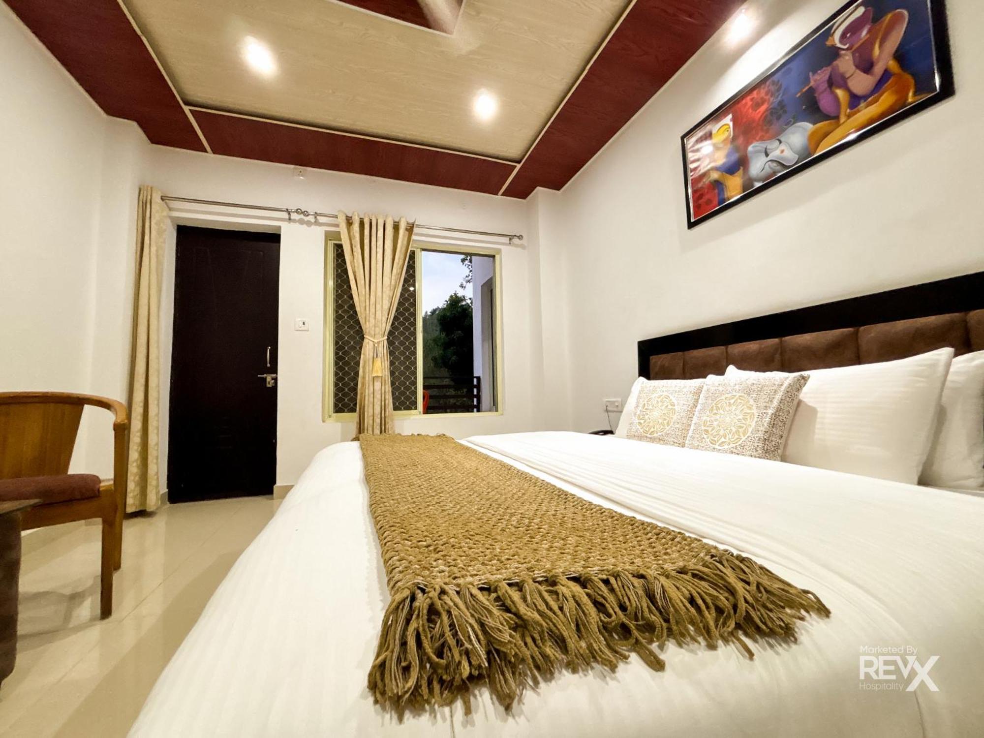 Hotel Prince Valley Лансдаун Екстер'єр фото