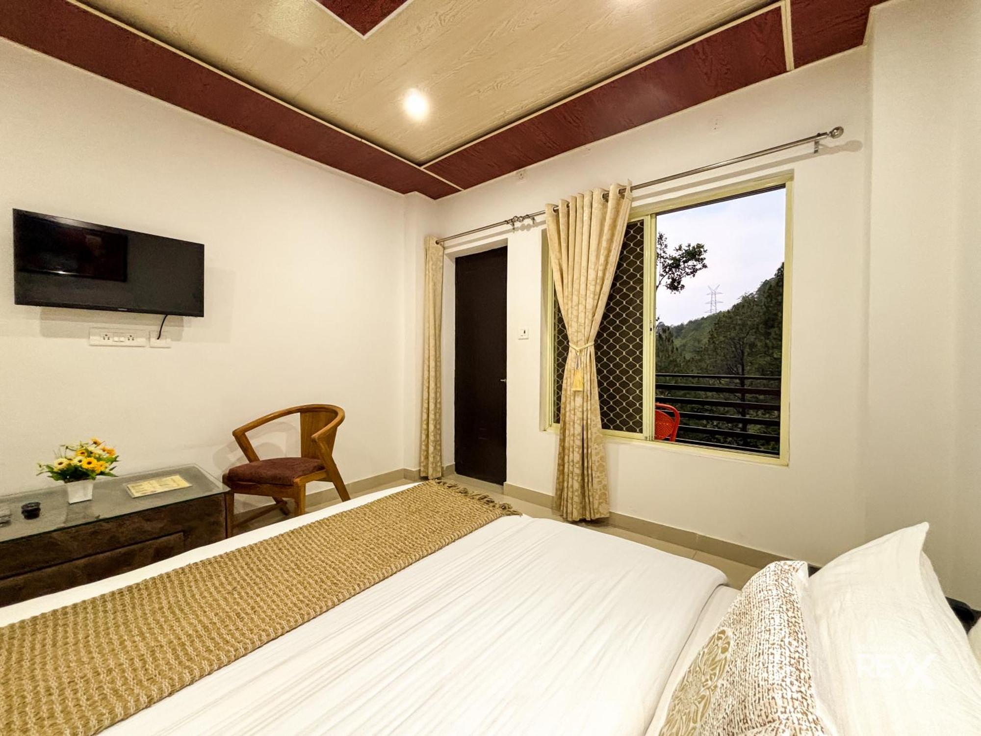 Hotel Prince Valley Лансдаун Екстер'єр фото